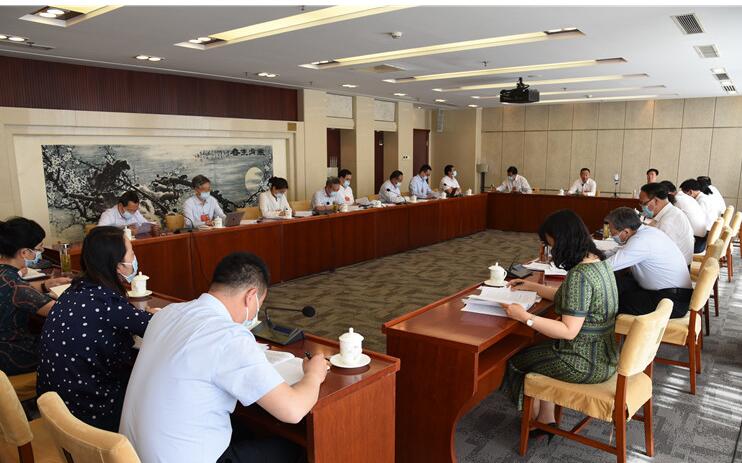 【兩會快訊】甘肅代表團分組審議全國人大常委會工作報告，唐仁健參加第二小組會議并發(fā)言