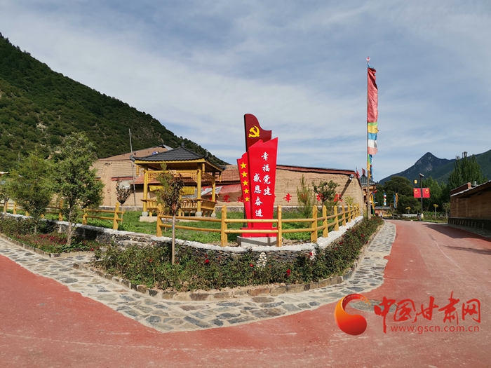 【蘭大新聞學子重走西北角】甘南迭部：村民吃上“文化飯”，搭上“旅游車”