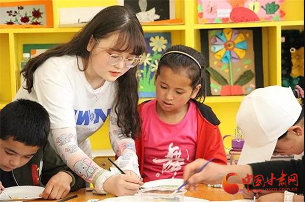 關(guān)愛山區(qū)的孩子 西北師大學(xué)子在東鄉(xiāng)、會(huì)寧開展體育美育浸潤(rùn)行動(dòng)活動(dòng)