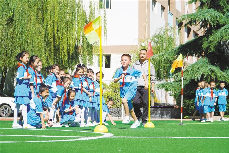 我們開學(xué)了！