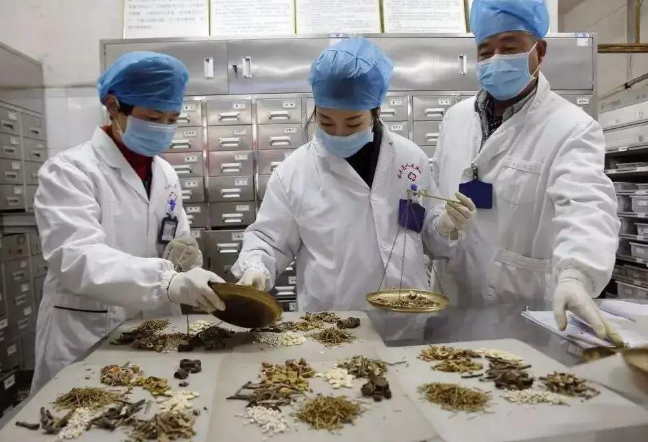 新冠肺炎疫情人物同防市民如何做？請看這里！