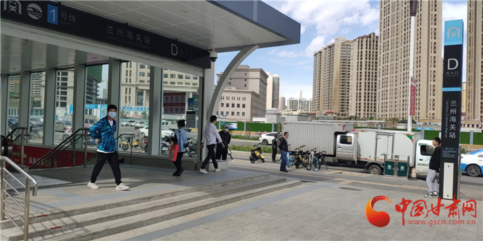 尋人：在蘭州地鐵蘭州海關(guān)站暖心救人的警察你在哪？