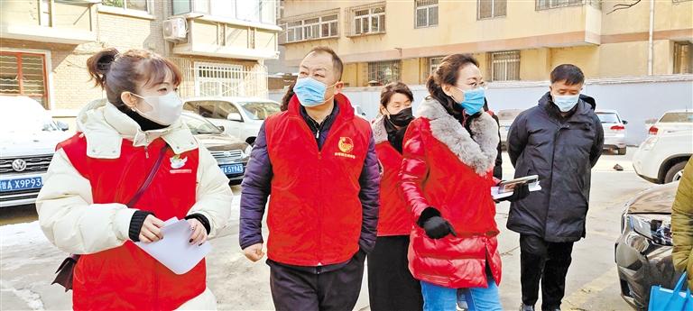 【新春走基層】解決雞毛蒜皮 感受社區(qū)“微幸?！?>
        </a><em>【新春走基層】解決雞毛蒜皮 感受社區(qū)“微幸福”</em></li>
    <li><a  target=