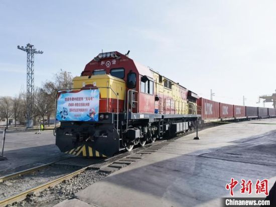 甘肅企業(yè)走出去“危中育新機(jī)” “借船出?！蓖貒?guó)際市場(chǎng)